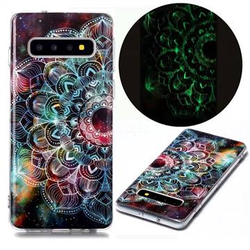 Datura Flowers Noctilucent Soft TPU Back Cover for Samsung Galaxy S10 (6.1 inch)