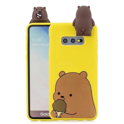 Brown Bear Soft 3D Climbing Doll Stand Soft Case for Samsung Galaxy S10e (5.8 inch)