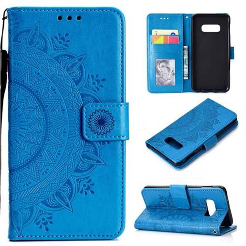 Intricate Embossing Datura Leather Wallet Case for Samsung Galaxy S10e (5.8 inch) - Blue