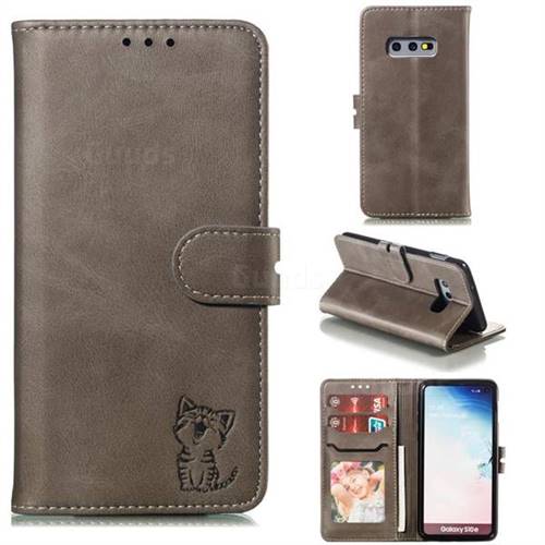 Embossing Happy Cat Leather Wallet Case for Samsung Galaxy S10e (5.8 inch) - Gray