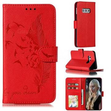 Intricate Embossing Lychee Feather Bird Leather Wallet Case for Samsung Galaxy S10e (5.8 inch) - Red