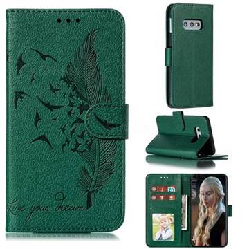 Intricate Embossing Lychee Feather Bird Leather Wallet Case for Samsung Galaxy S10e (5.8 inch) - Green