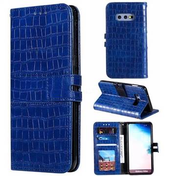 Luxury Crocodile Magnetic Leather Wallet Phone Case for Samsung Galaxy S10e (5.8 inch) - Blue
