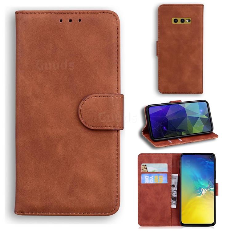 Retro Classic Skin Feel Leather Wallet Phone Case for Samsung Galaxy S10e (5.8 inch) - Brown