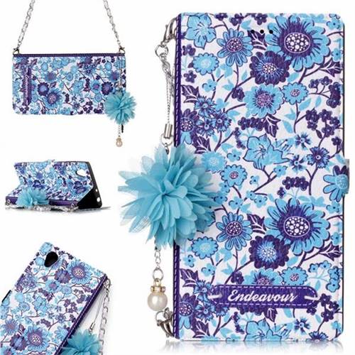 Blue-and-White Endeavour Florid Pearl Flower Pendant Metal Strap PU Leather Wallet Case for Sony Xperia L1 / Sony E6