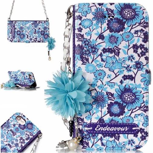 Blue-and-White Endeavour Florid Pearl Flower Pendant Metal Strap PU Leather Wallet Case for iPhone 8 / 7 (4.7 inch)