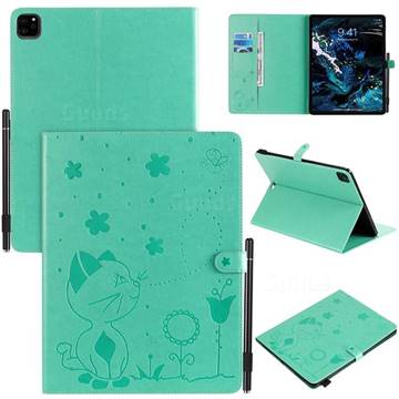 Embossing Bee and Cat Leather Flip Cover for Apple iPad Pro 12.9 (2020) - Green